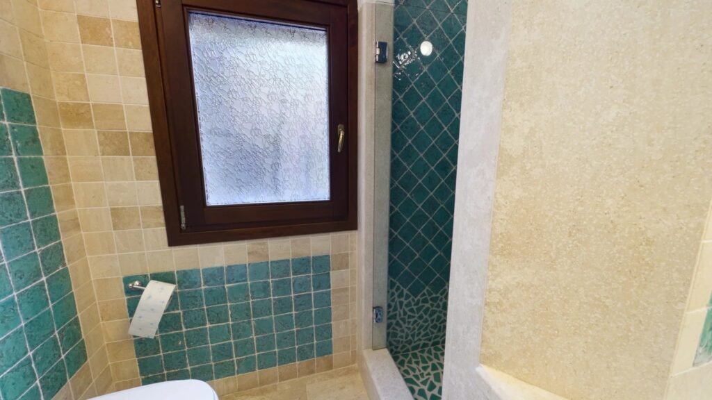 Straordinaria Villa in Stile Sardo a Baja Sardinia con Vista Mare image 25