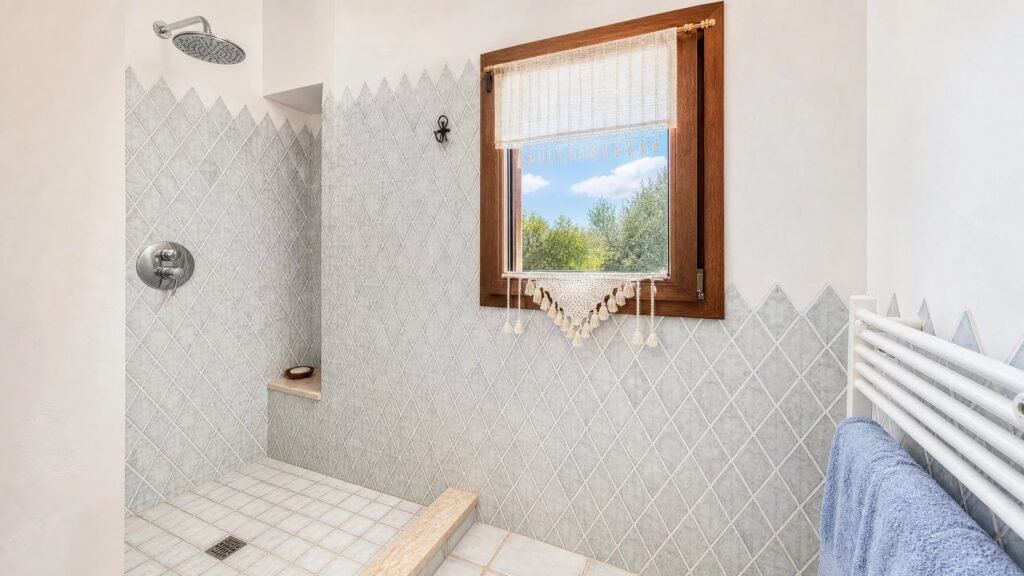 SPLENDIDA VILLA IN STILE SARDO image 25