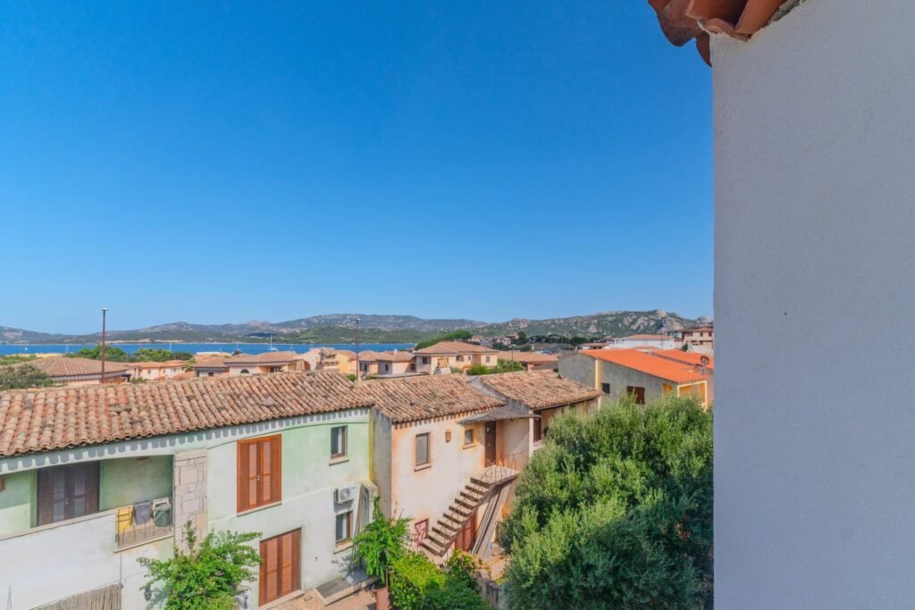 Attico con vista mare image 15