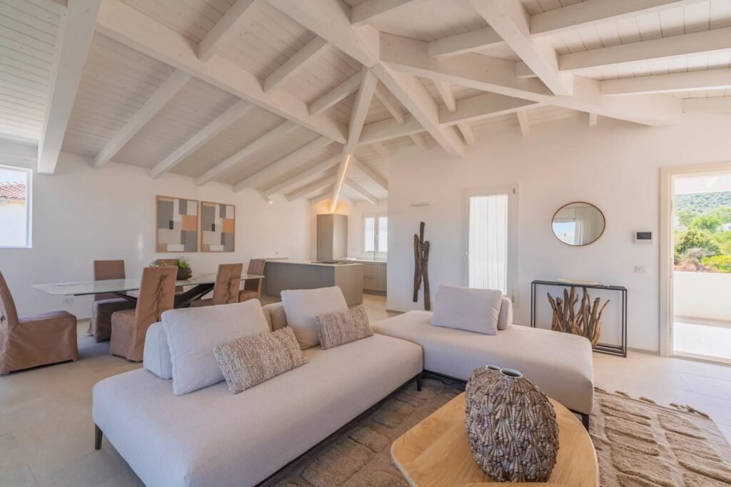 Attico con vista mare image 2