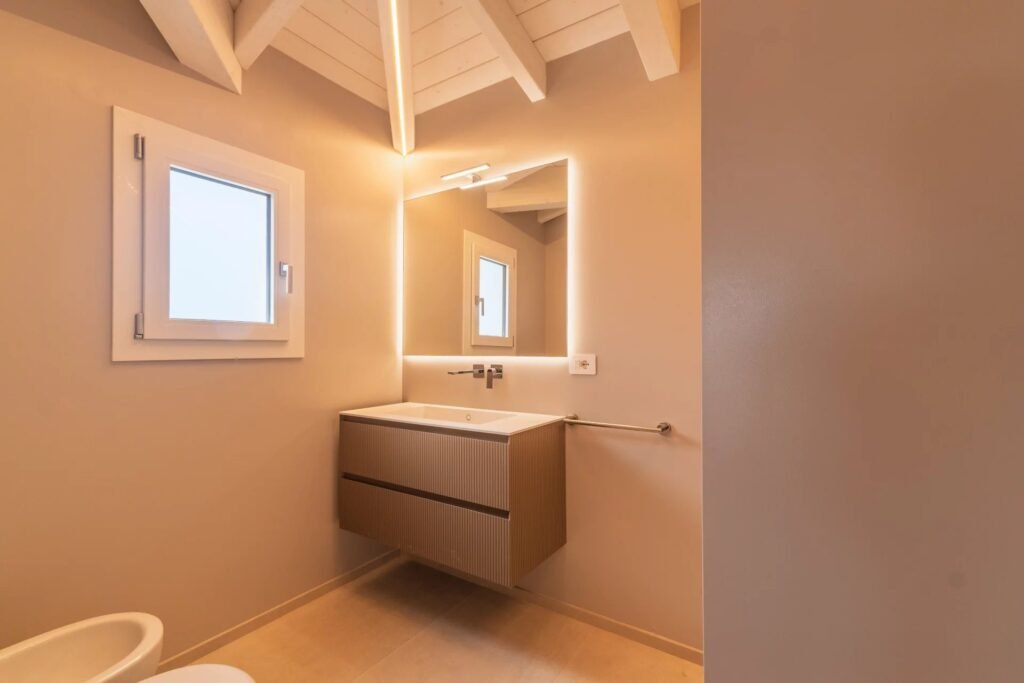 Attico con vista mare image 22