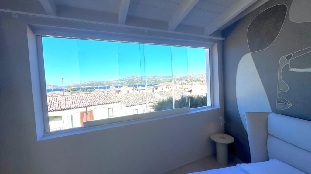 Attico con vista mare image 40