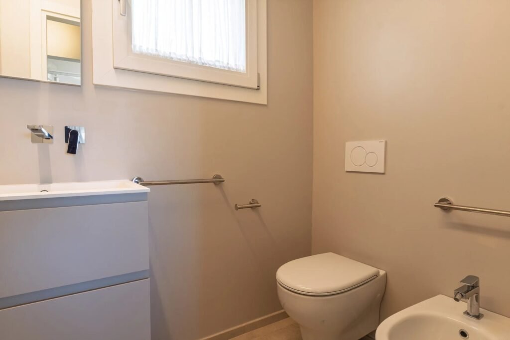 Appartamento elegante con vista mare e ampia terrazza a Cannigione image 10