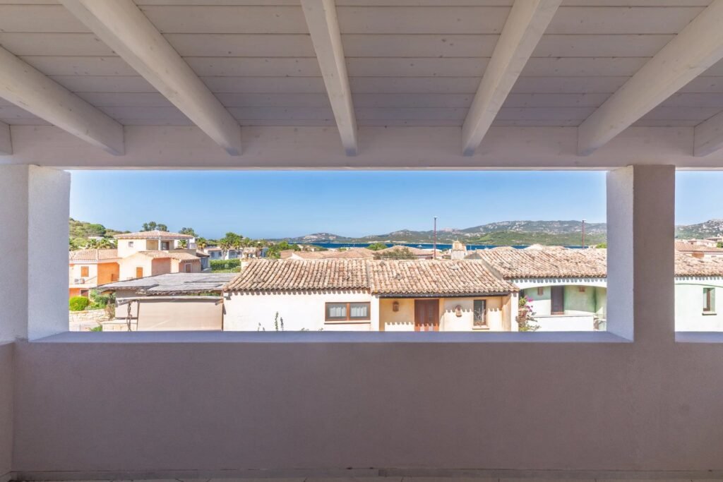 Appartamento elegante con vista mare e ampia terrazza a Cannigione image 20