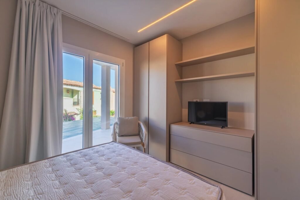 Appartamento con piscina image 13