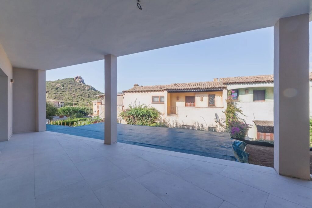 Appartamento con piscina image 15