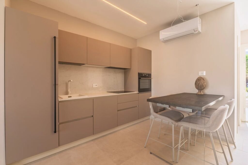 Appartamento con piscina image 2