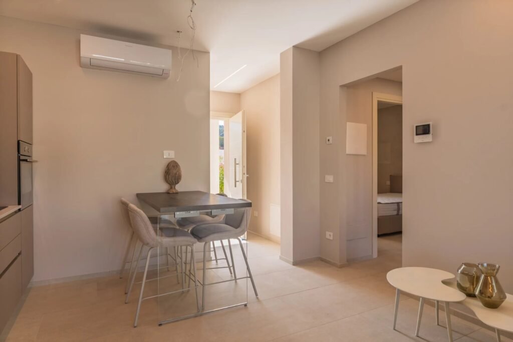 Appartamento con piscina image 3