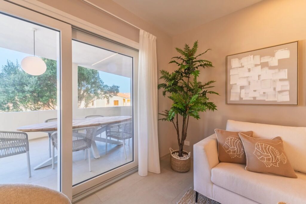 Appartamento con piscina image 13