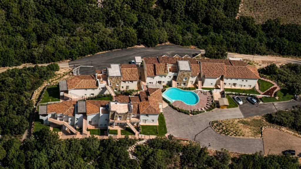 APARTMENT WITH SEA VIEW BAJA SARDINIA – TOP INVESTMENT image 15