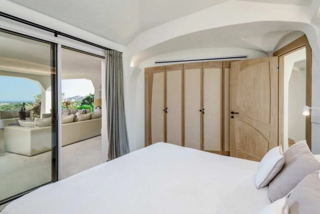 VILLA CON VISTA SUL GOLFO DEL PEVERO image 15