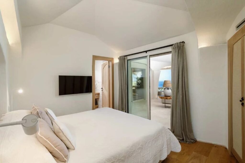 VILLA CON VISTA SUL GOLFO DEL PEVERO image 23