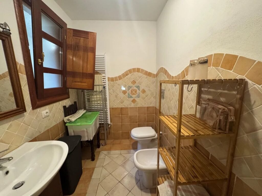 Tradizione e quiete – Stazzo in pietra nei pressi di San Pantaleo image 5