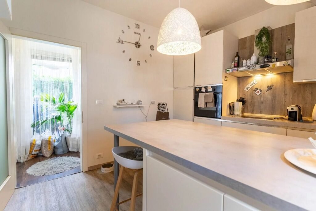 Appartamento curato con 3 stanze e due terrazzi – luce, spazio e tranquillità image 8