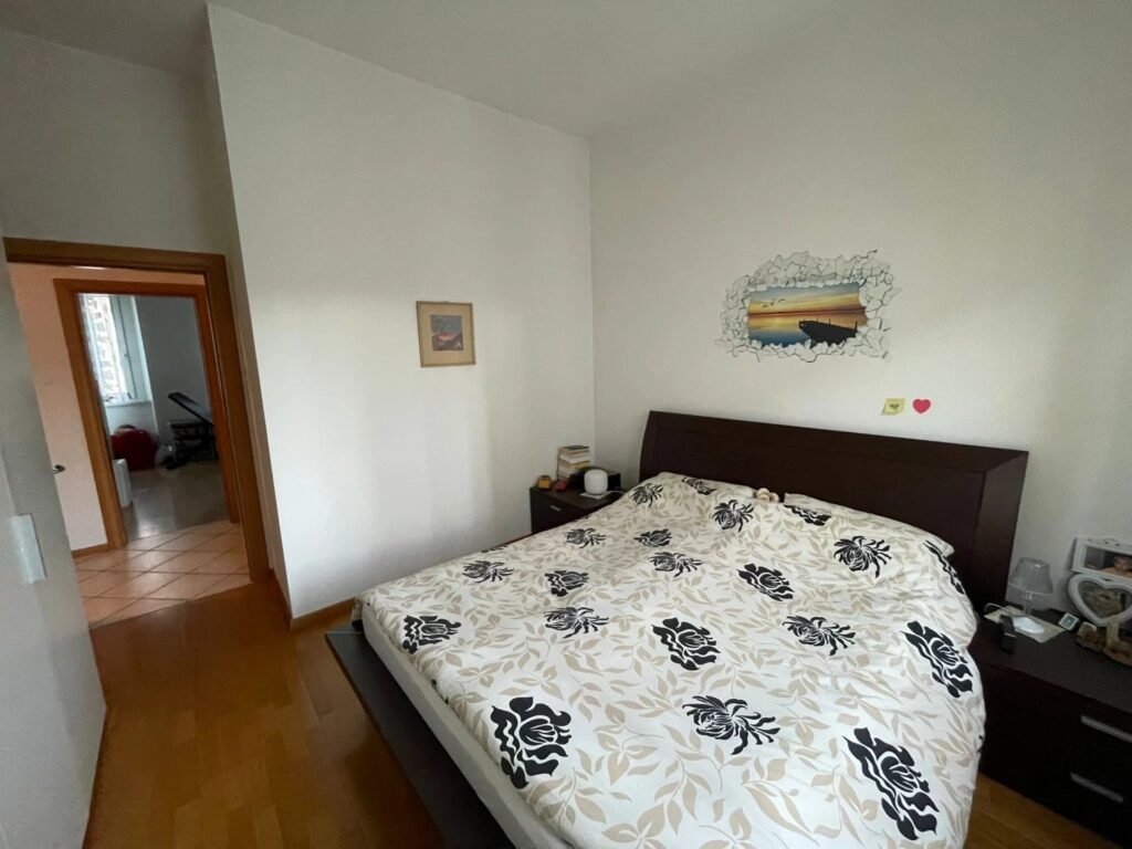 Appartamento elegante con spazi generosi in Viale Druso image 9