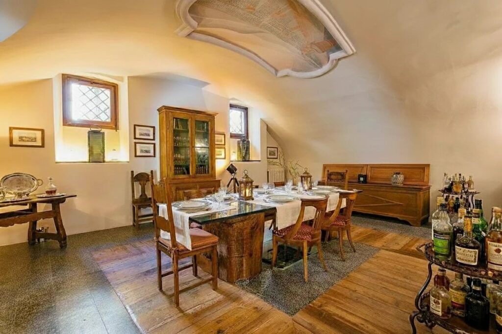 A PANORAMIC ALPINE RETREAT – EXCLUSIVE VILLA WITH POOL AND VINEYARDS IN VALTELLINA image 14