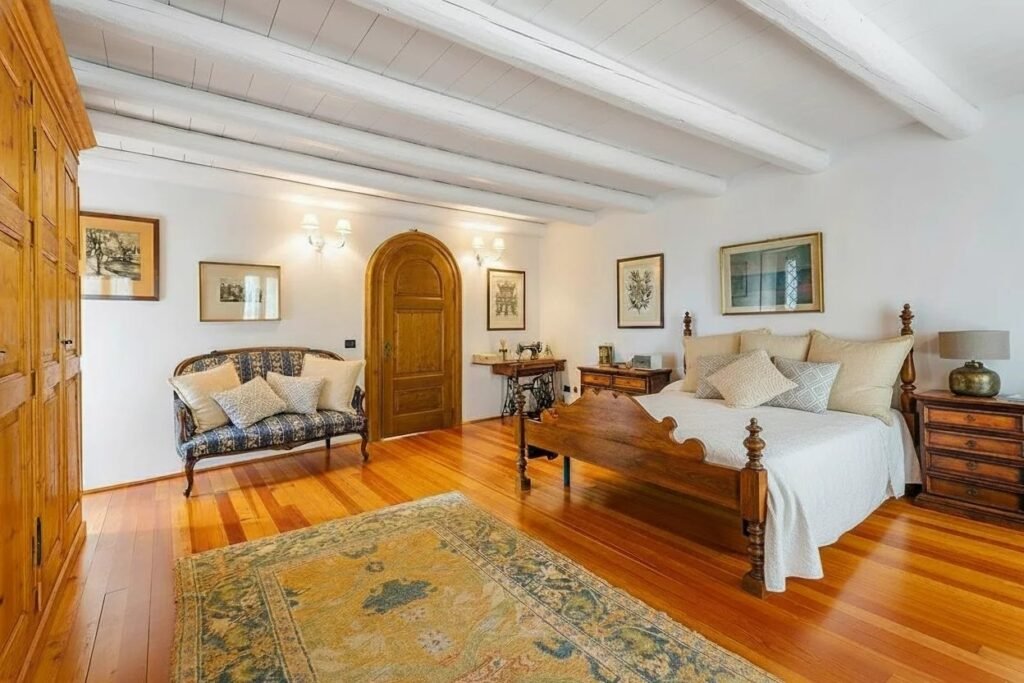 A PANORAMIC ALPINE RETREAT – EXCLUSIVE VILLA WITH POOL AND VINEYARDS IN VALTELLINA image 26