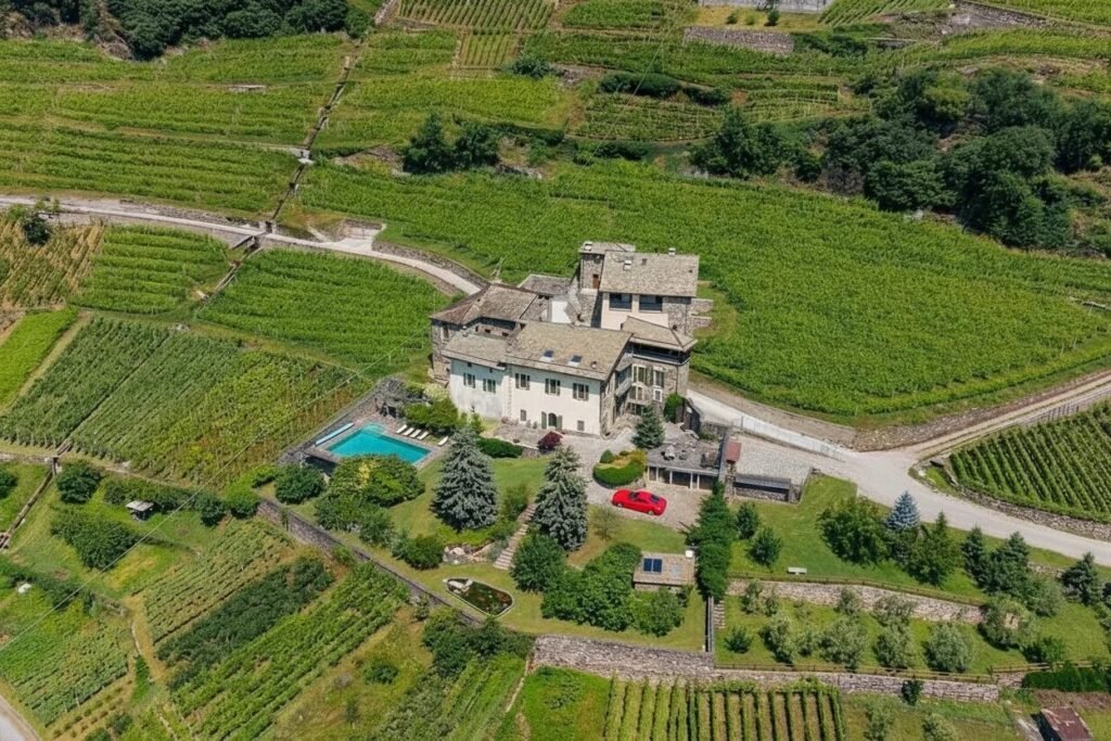 A PANORAMIC ALPINE RETREAT – EXCLUSIVE VILLA WITH POOL AND VINEYARDS IN VALTELLINA image 27