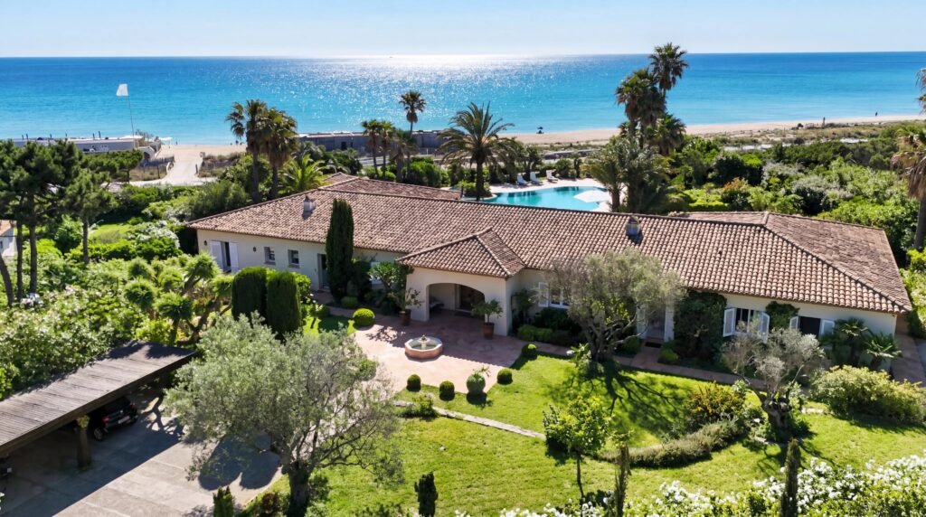 LUXURY VILLA IN RAMATUELLE – SAINT-TROPEZ image 2