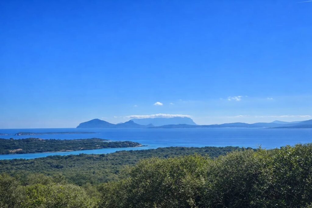 EXCLUSIVE BUILDING PLOT WITH BREATHTAKING VIEWS OVER CALA DI VOLPE image 2