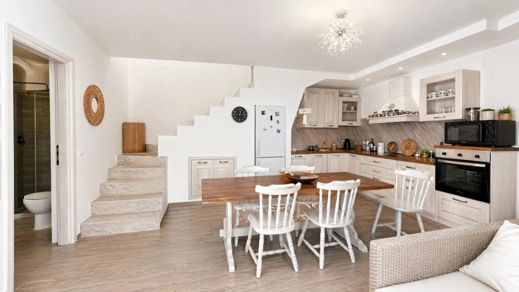 CHARMING TERRACED HOUSE NEAR BUDONI image 3
