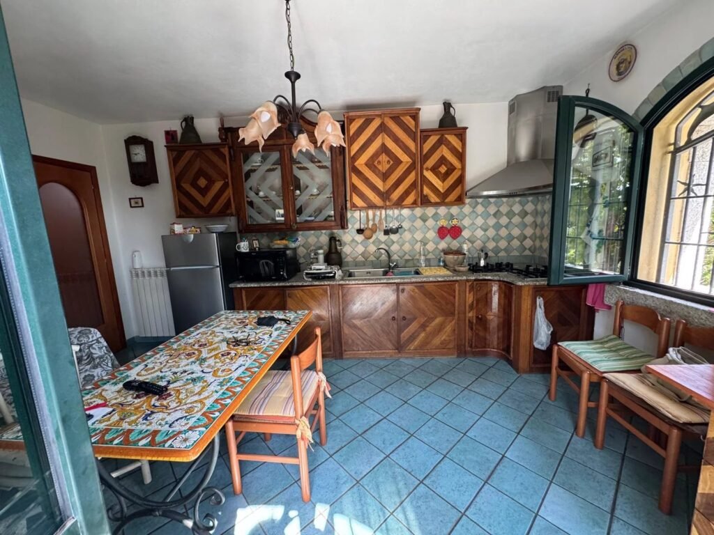 VILLA IN CUGNANA image 17