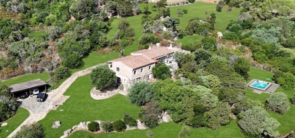 A SARDINIAN RETREAT WITH SEA VIEWS – WHERE NATURE MEETS THE HORIZON image 4