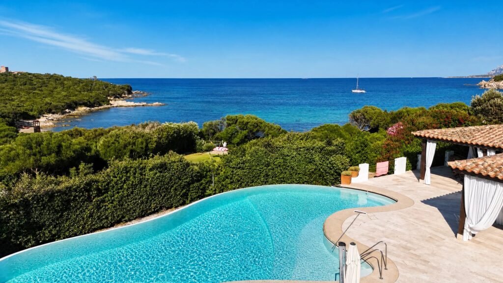 PUNTA VOLPE – WHERE THE SEA MEETS ETERNITY image 10